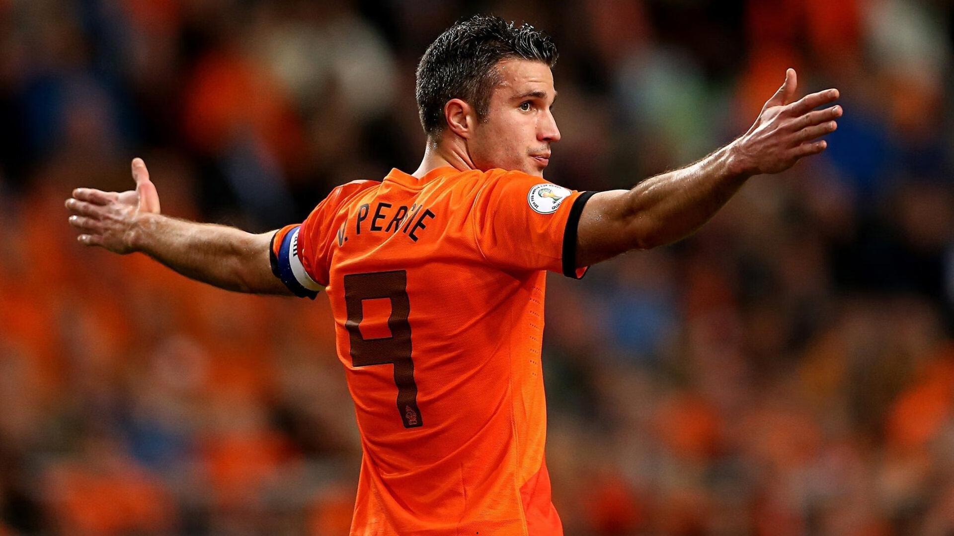 钢铁意志铸就点球神话!埃姆雷-詹职业生涯十五次十二码全中诠释大心脏